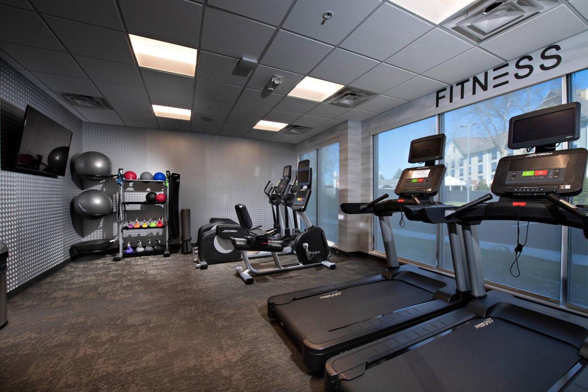 Fairfield Inn & Suites By Marriott Dayton North Murlin Heights Exteriör bild