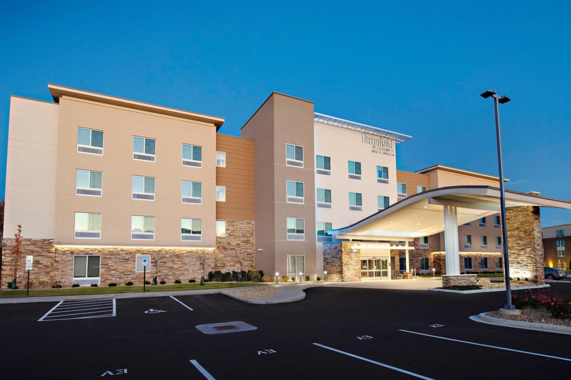 Fairfield Inn & Suites By Marriott Dayton North Murlin Heights Exteriör bild